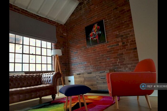 3 Bedroom Terraced House To Rent In Mint Drive, Birmingham, B18