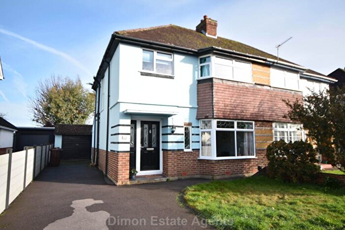3 Bedroom Semi-Detached House For Sale In Vectis Road, Gosport, PO12