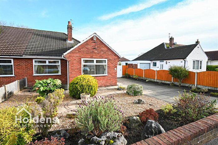 2 Bedroom Semi-Detached Bungalow For Sale In Moor Avenue, Penwortham, Preston, PR1