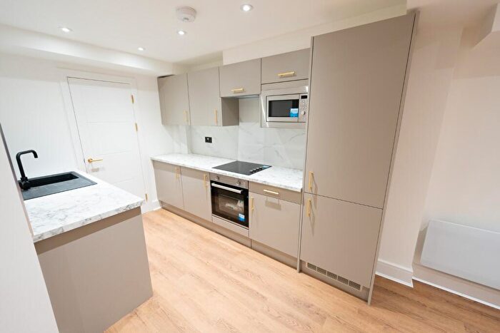 1 Bedroom Apartment To Rent In Dunster Street, Northampton, NN1