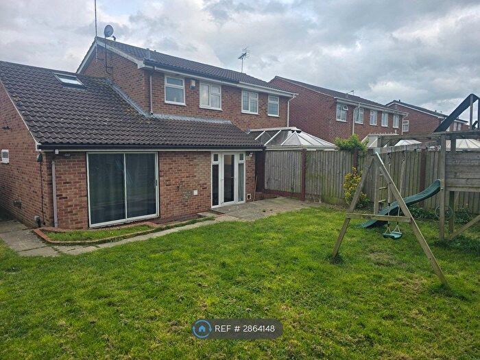4 Bedroom Semi Detached House To Rent In Simcoe Leys, Derby, DE73