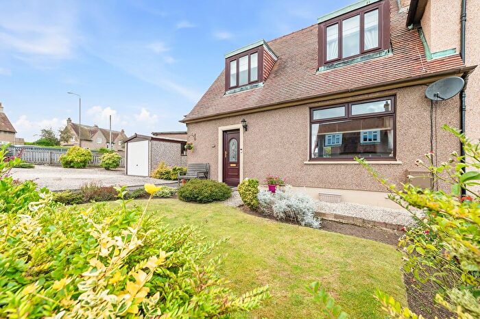 3 Bedroom Semi-detached House For Sale In Graham Crescent, Bo'ness, EH51