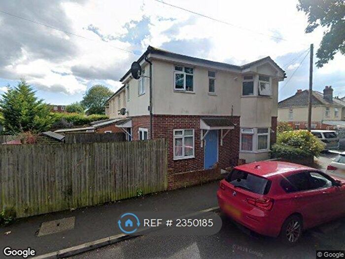 1 Bedroom Flat To Rent In Clifton Road, Southampton, SO15