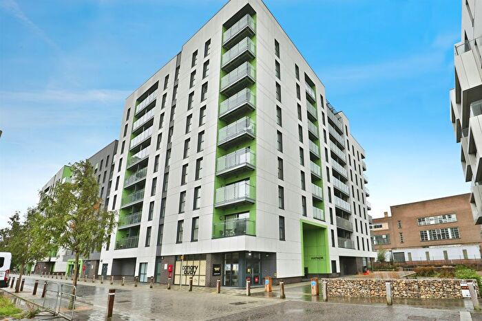 2 Bedroom Flat For Sale In Geoffrey Watling Way, Norwich, NR1