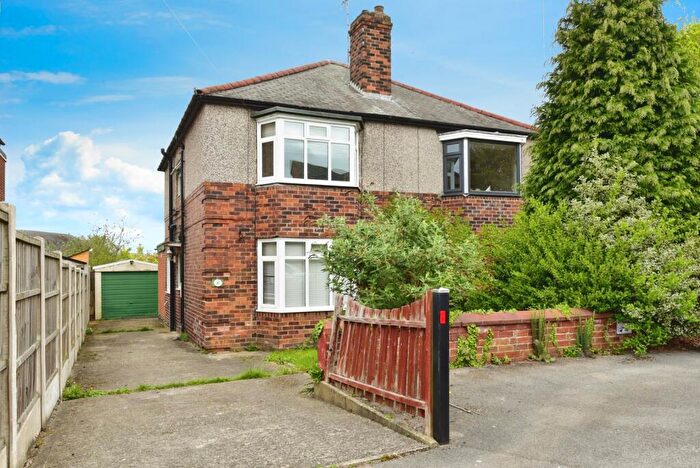 3 Bedroom Semi-Detached House For Sale In Brecklands, Rotherham, South Yorkshire, S60