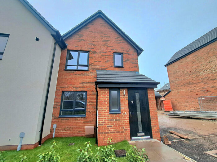 3 Bedroom Semi-Detached House To Rent In Lance Corporal Andrew Breeze Way, M34