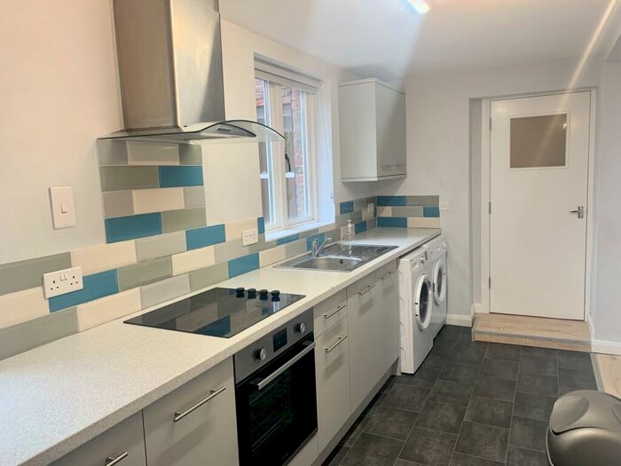 2 Bedroom Apartment To Rent In A Hounds Gate, Nottingham, NG1