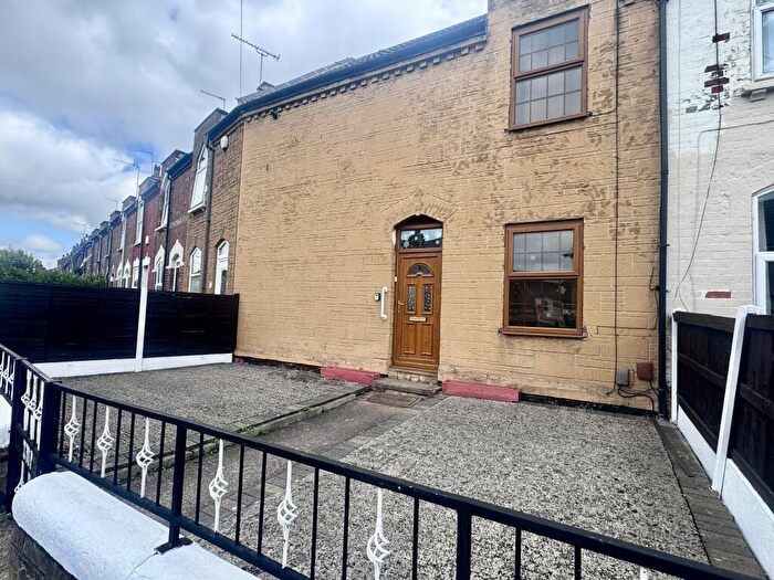 1 Bedroom House To Rent In Broxholme Lane, Doncaster, DN1