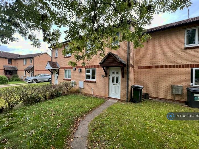 2 Bedroom Terraced House To Rent In Shawford Road, Bournemouth, BH8