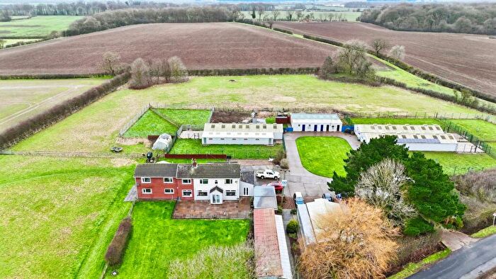 5 Bedroom Detached House For Sale In Thirtleby, Hull, HU11