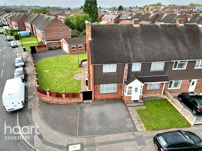 5 Bedroom Semi-Detached House For Sale In Blackwatch Road, Coventry, CV6