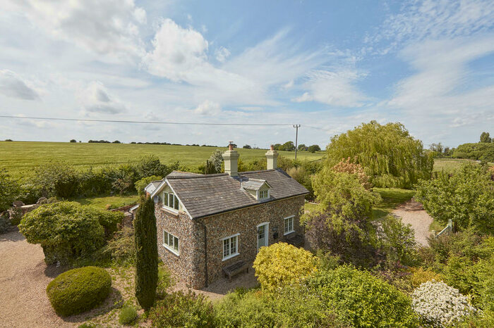 4 Bedroom Cottage For Sale In Little Wratting, Suffolk, CB9