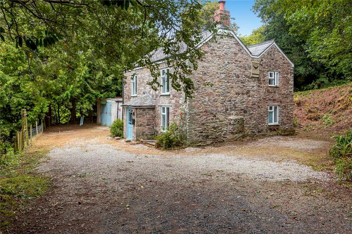 4 Bedroom Detached House For Sale In Callington, Cornwall, PL17