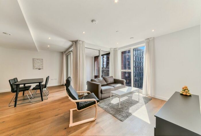 2 Bedroom Apartment To Rent In Weymouth Building, Elephant Park, Elephant & Castle, SE17