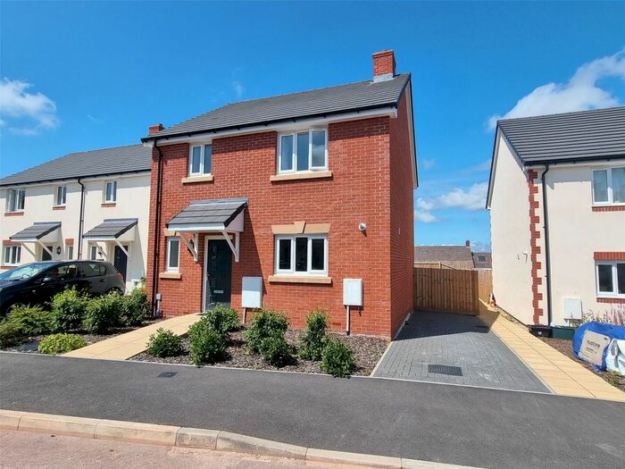 3 Bedroom Semi-Detached House For Sale In Alexander Park, Great Torrington, Devon, EX38