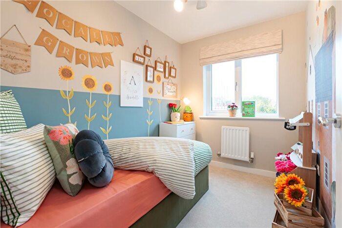 3 Bedroom Detached House For Sale In Morton Way, Thornbury, BS35