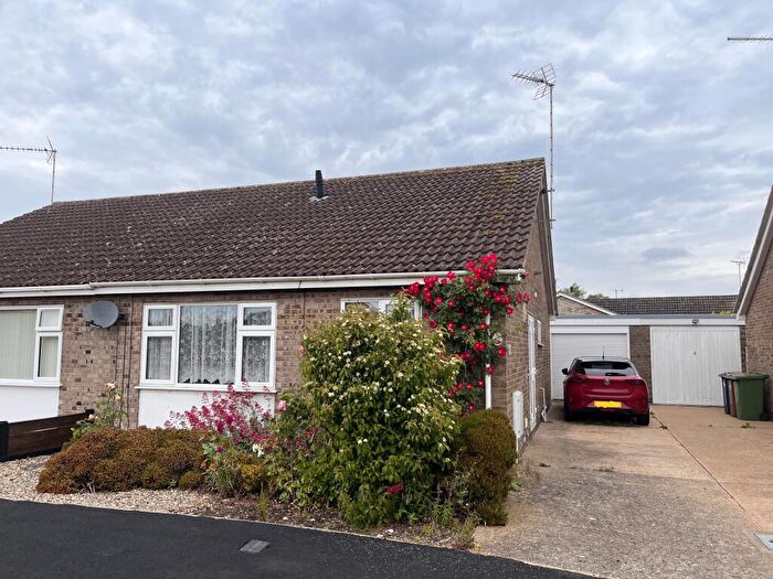 2 Bedroom Bungalow To Rent In Morton Way, Wimblington, March, PE15