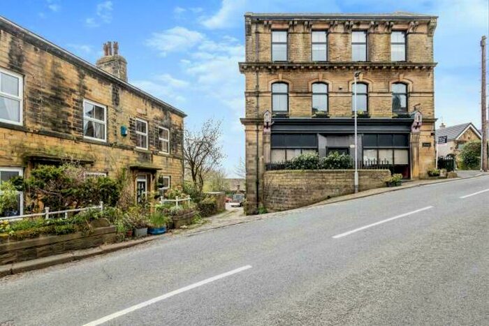 2 Bedroom House To Rent In Little Lane, East Morton, Keighley, BD20