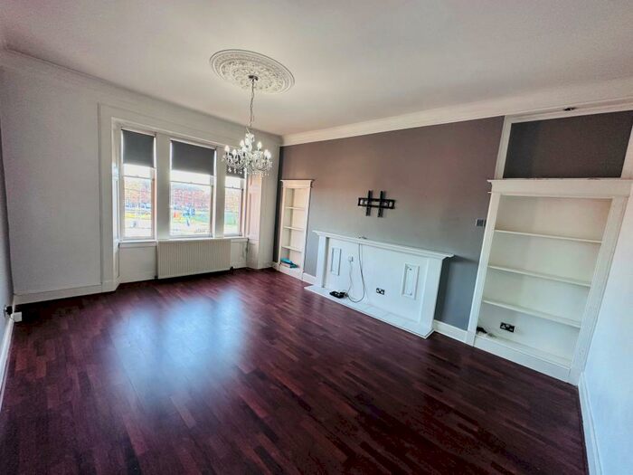 2 Bedroom Flat To Rent In Old Mill Road, Uddingston, G71