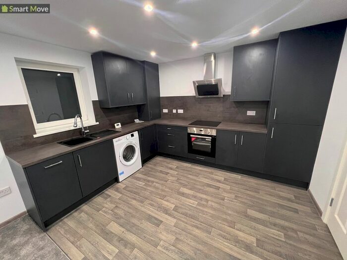 2 Bedroom Flat To Rent In Brewster Avenue, Peterborough, Cambridgeshire., PE2