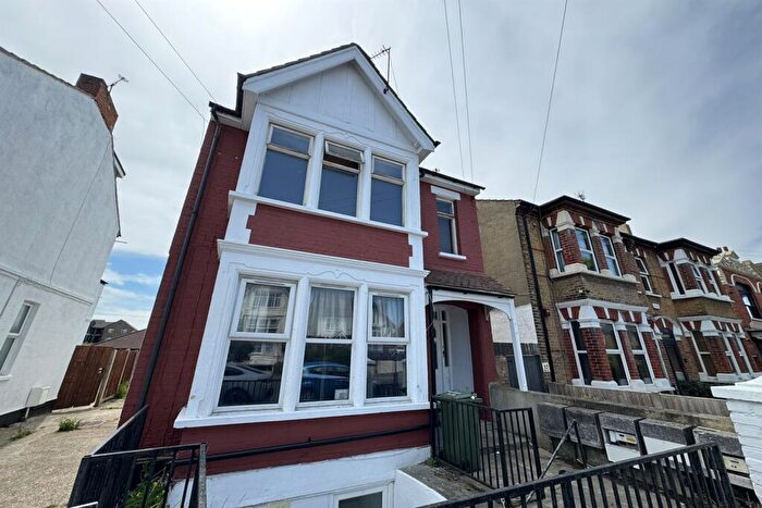 1 Bedroom House To Rent In Bedroom Basement House In Southend On Sea, SS1