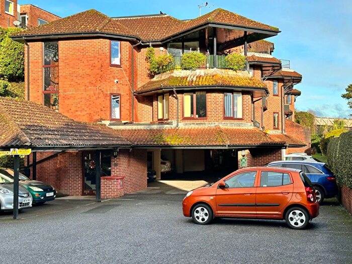 2 Bedroom Block Of Flats For Sale In Solsbro Road, Torquay, TQ2