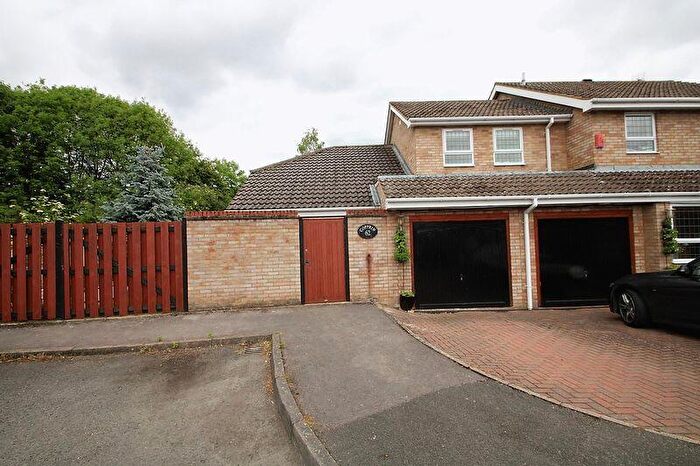 1 Bedroom Flat To Rent In Wooburn Green, HP10