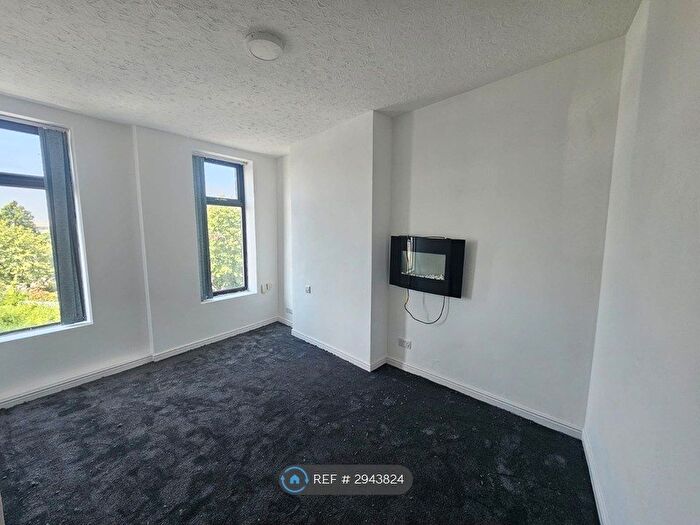 1 Bedroom Flat To Rent In Kirkhall Lane, Leigh, WN7