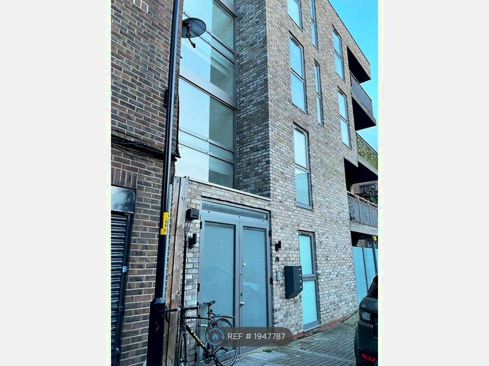 1 Bedroom Flat To Rent In Corbetts Lane, London, SE16