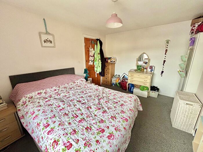 2 Bedroom Semi-Detached House For Sale In Heol Y Llwynau, Trebanos, Pontardawe, Swansea., SA8