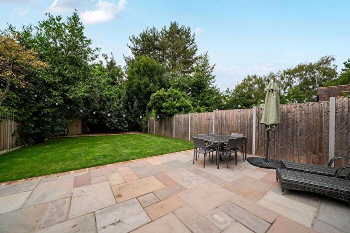 2 Bedroom Cottage For Sale In St Marys Cottages, Guildford, GU3