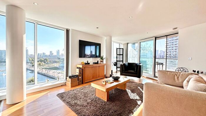 3 Bedroom Flat For Sale In Alaska Apartments, Western Gateway, London, E16