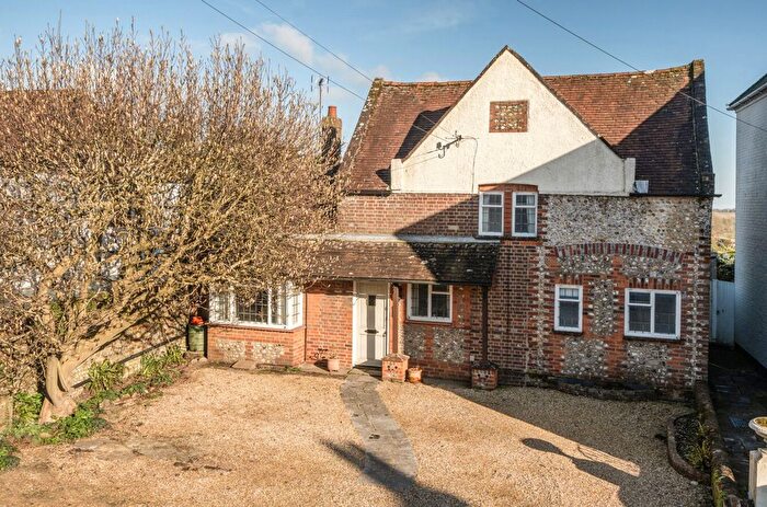 4 Bedroom Detached House For Sale In Lavant, Chichester, PO18