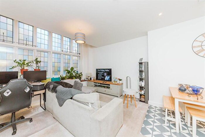 1 Bedroom Flat For Sale In Newfoundland Road | St Pauls, BS2