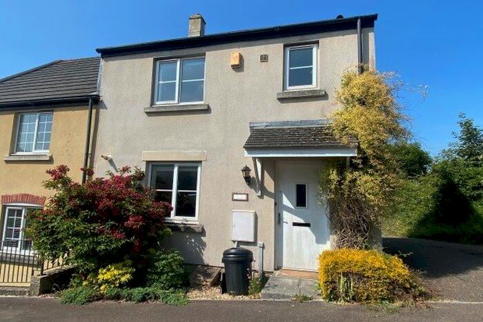 3 Bedroom Property To Rent In Treffry Road, Truro, TR1