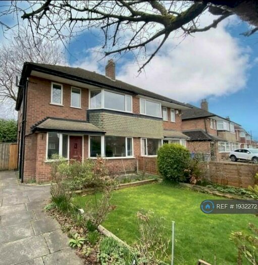 3 Bedroom Semi-Detached House To Rent In Pembroke Avenue, Sale, M33