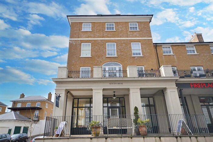 2 Bedroom Apartment For Sale In Wadebridge Street, Poundbury, Dorchester, DT1