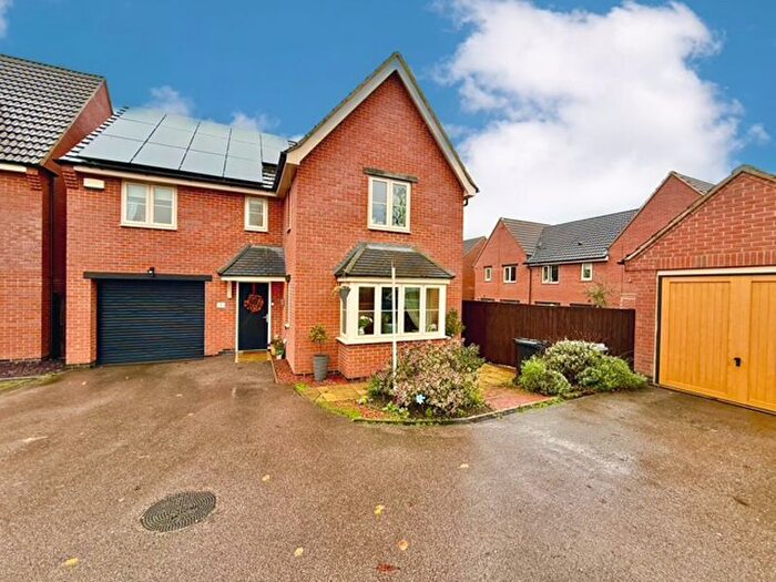 4 Bedroom Detached House For Sale In Faraday Walk, Colsterworth, Grantham, NG33
