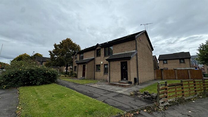 2 Bedroom Detached House To Rent In , Shieldhall Gardens Glasgow, G51