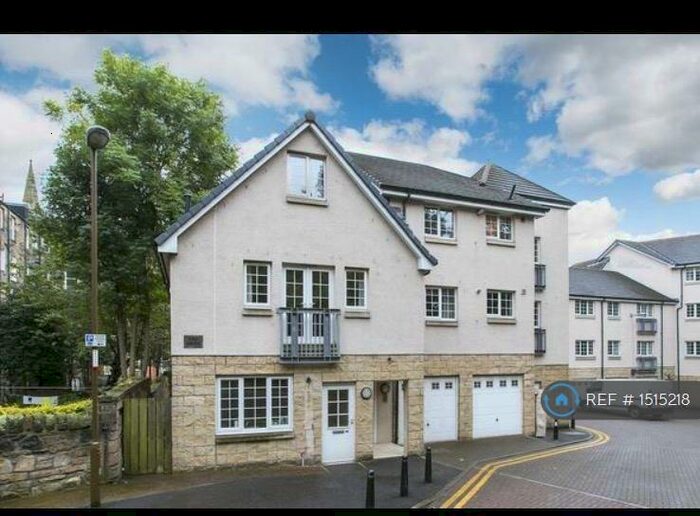 2 Bedroom Flat To Rent In Murieston Crescent Lane, Edinburgh, EH11