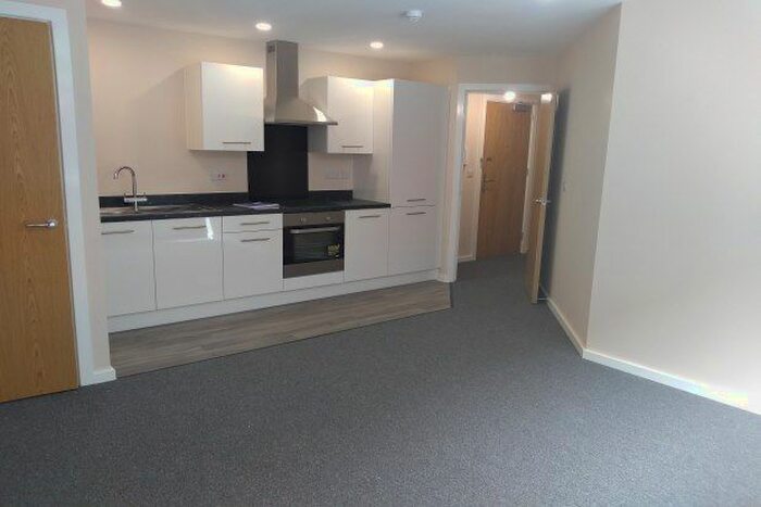 1 Bedroom Flat To Rent In Balmoral House, Salford, M5