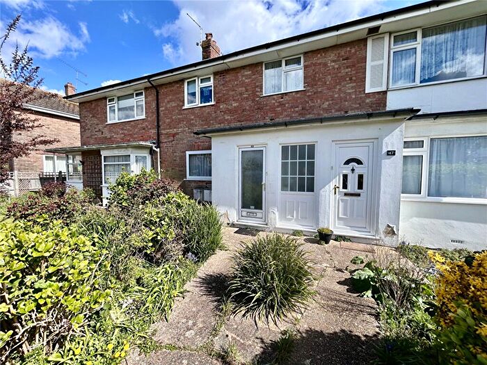 2 Bedroom Flat To Rent In Chesham Close, Goring-by-Sea, Worthing, BN12