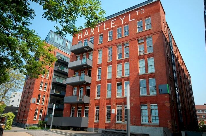 1 Bedroom Flat To Rent In Green Walk, London, SE1