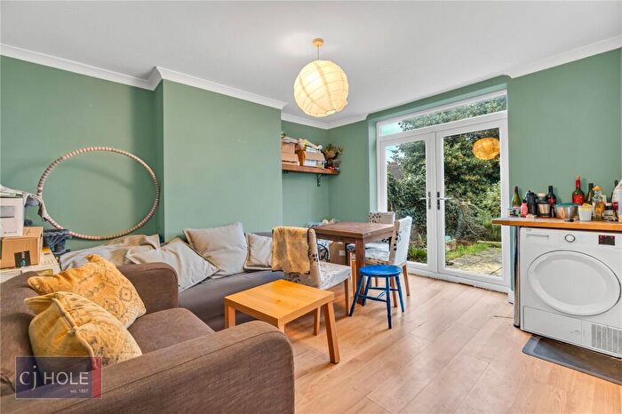 4 Bedroom Semi Detached House To Rent In Cropthorne Road, Bristol, South Gloucestershire, BS7