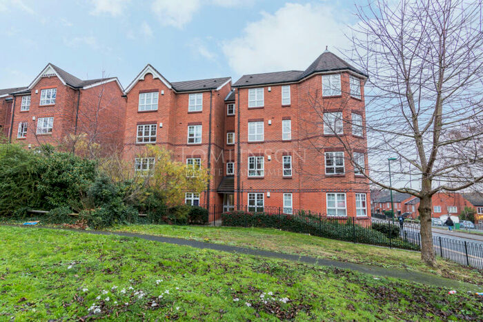 2 Bedroom Flat To Rent In Raleigh Street, Arboretum, Nottingham, NG7