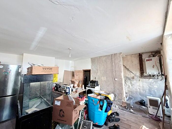 4 Bedroom End Terrace House For Sale In Bridge Street, Brierfield, BB9