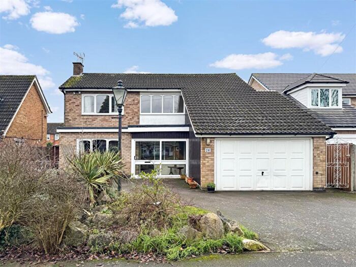 4 Bedroom Detached House For Sale In Bala Road, Croft., LE9