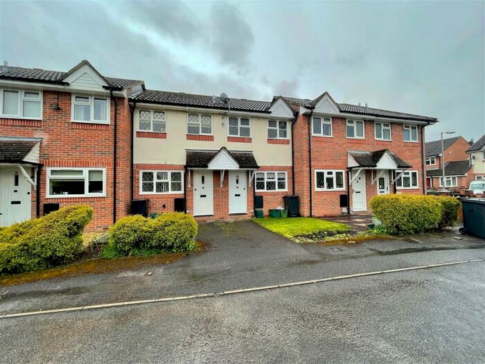 1 Bedroom Terraced House To Rent In Collins Close, Newbury, RG14