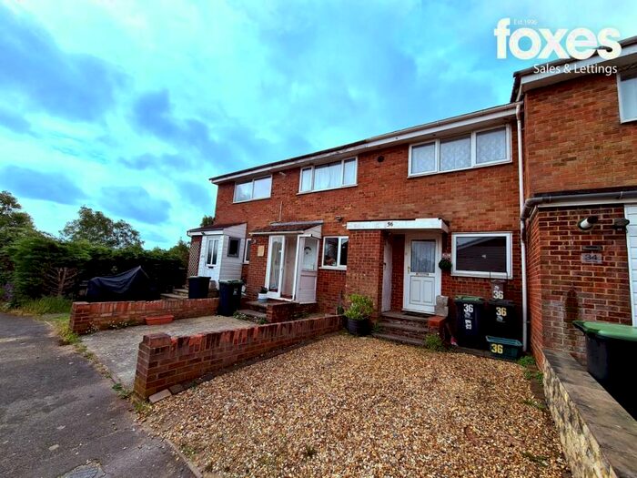 2 Bedroom House To Rent In Trent Way, Ferndown, Dorset, BH22