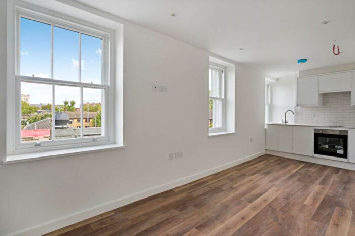 Studio To Rent In Chalk Farm Rd, London, NW1